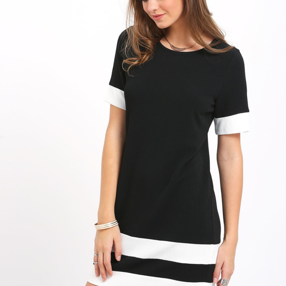 Black Shift Dress - Picture 3 of 4